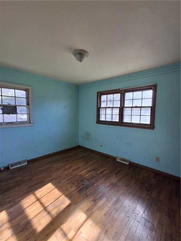 5915 E 84th St, Kansas City, MO 64138 - photo 7