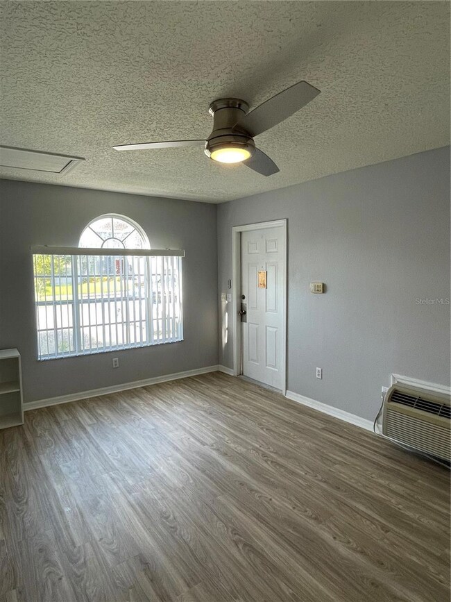 120 Coco Plum Dr unit L, Davenport, FL 33897 - photo 3