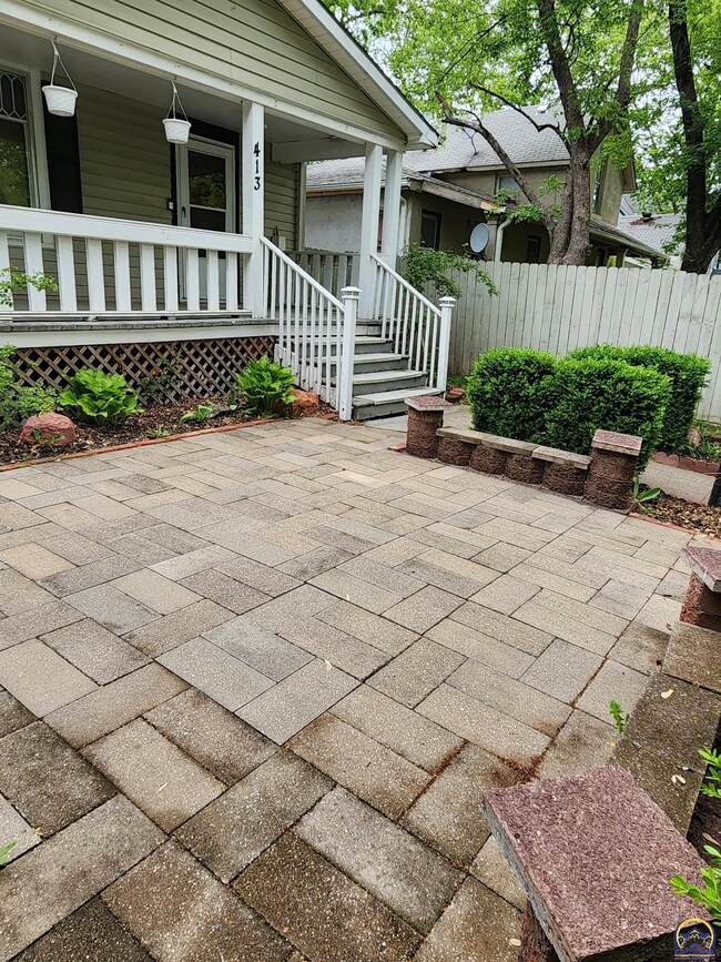 413 SW Fillmore St, Topeka, KS 66606 - photo 4