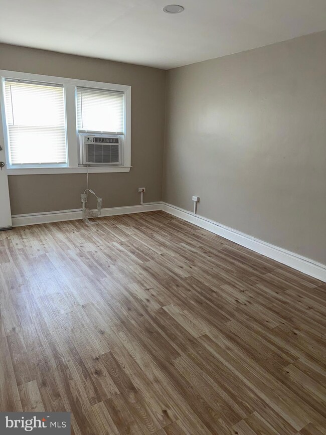 1603 Popland St unit 2ND FLOOR, Curtis Bay, MD 21226 - photo 4