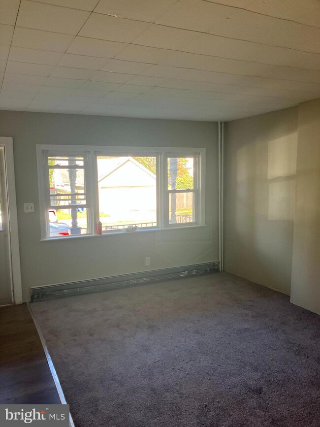 116 S Warner St unit 1ST FLOOR, Woodbury, NJ 08096 - photo 3