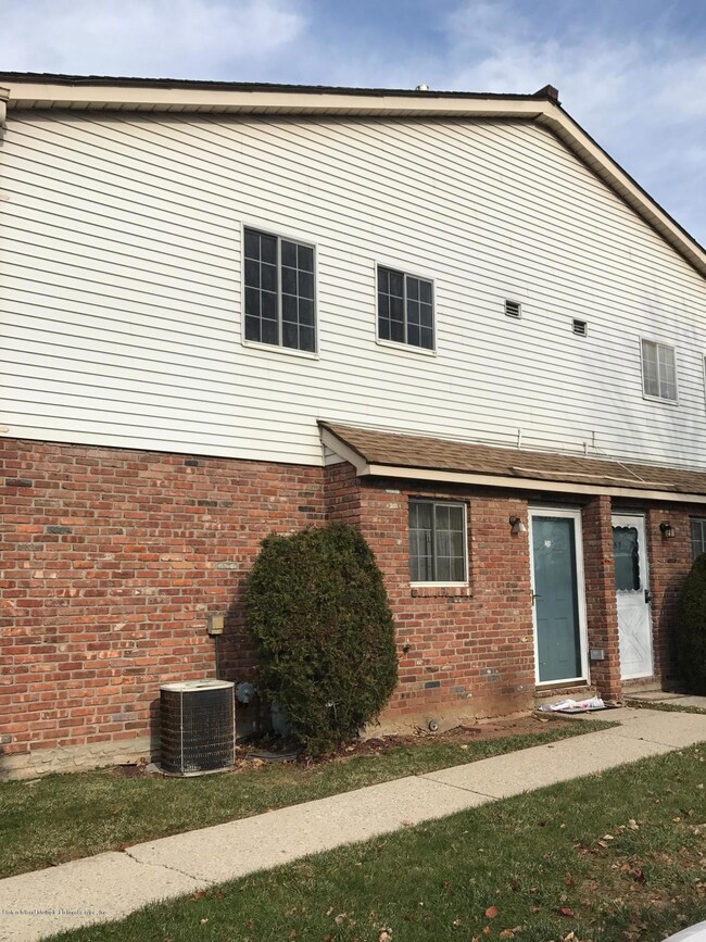 7A Revere Ln, Staten Island, NY 10306 - photo 2