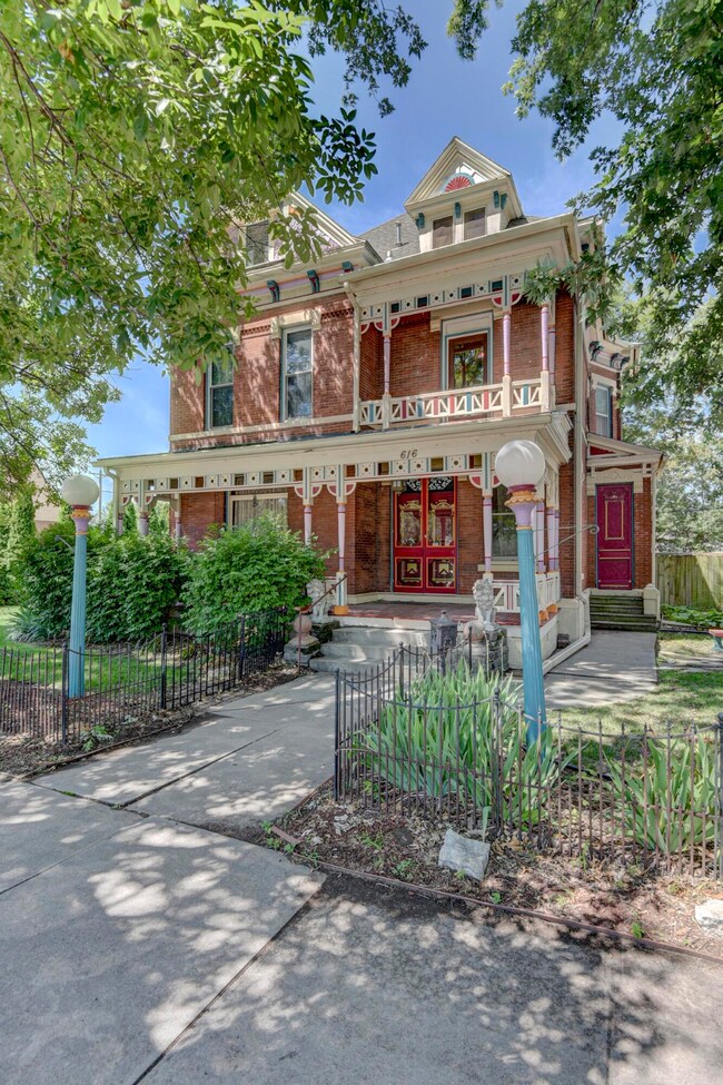 616 S 7th St_02
