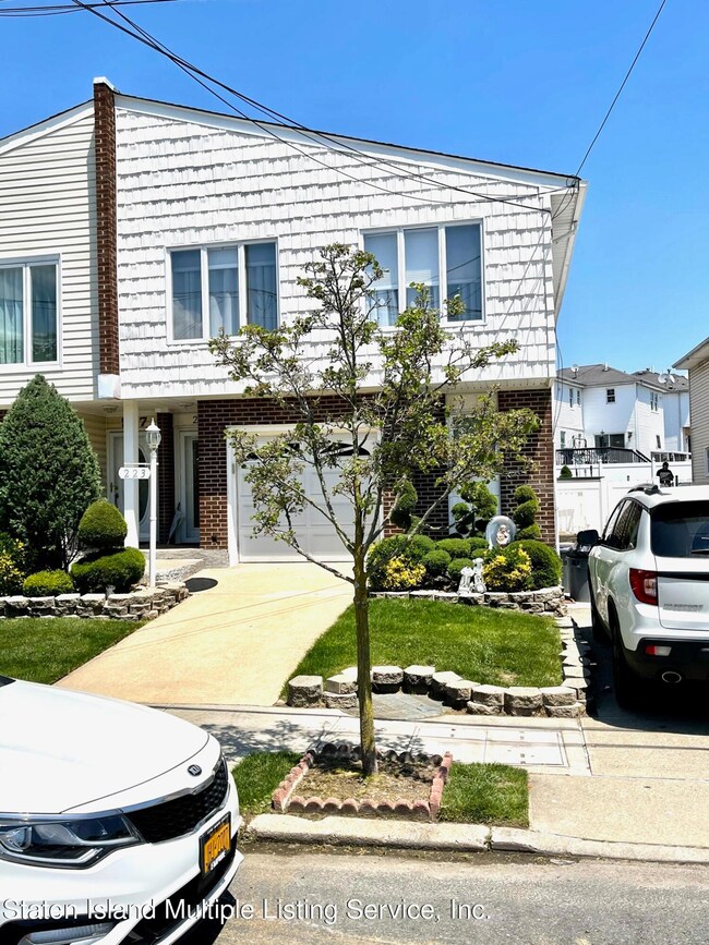 223 Bishop St, Staten Island, NY 10306 - photo 3
