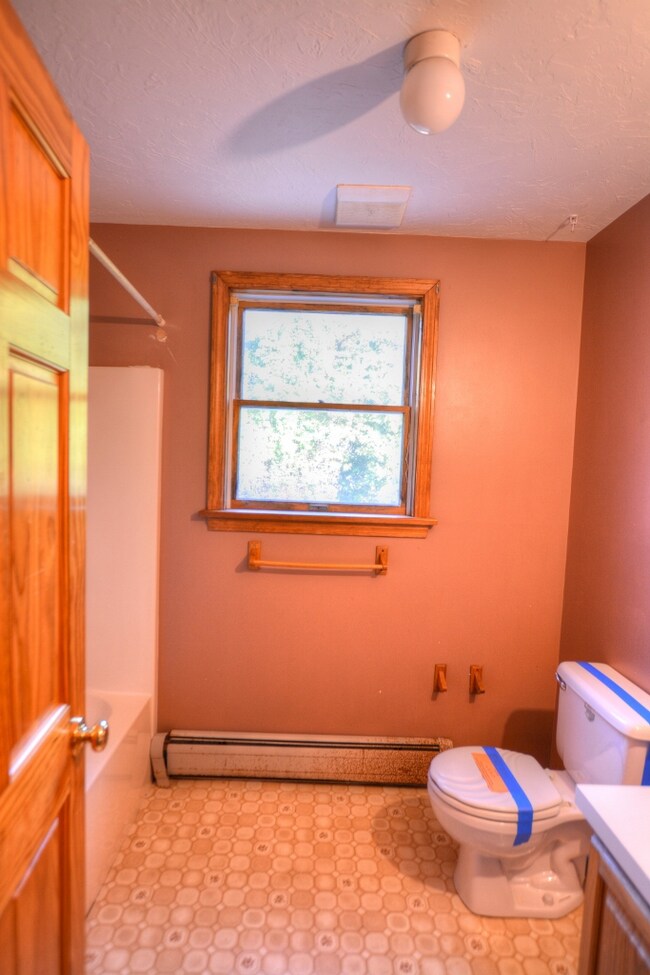 16 Bellevue Ave, Oak Bluffs, MA 02557 - photo 7