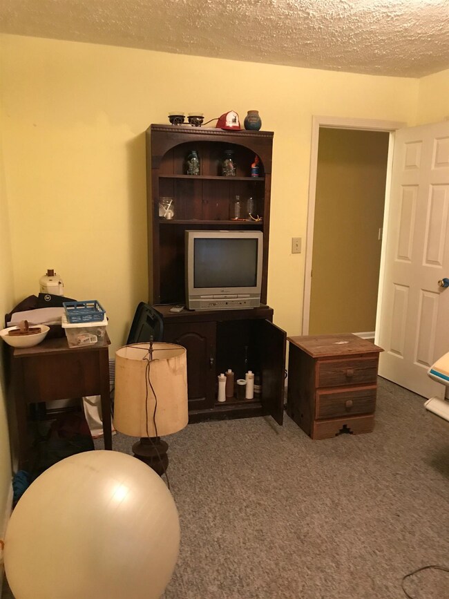 415 Paradise Camp Rd, Harrodsburg, KY 40330 - photo 7