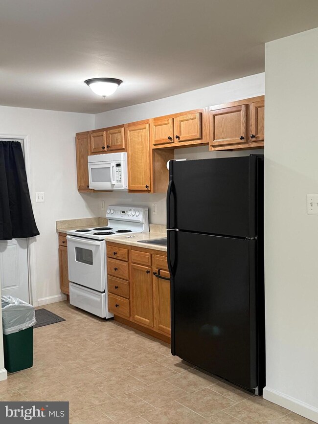 577 Nassau Ave unit 579, Paulsboro, NJ 08066 - photo 4