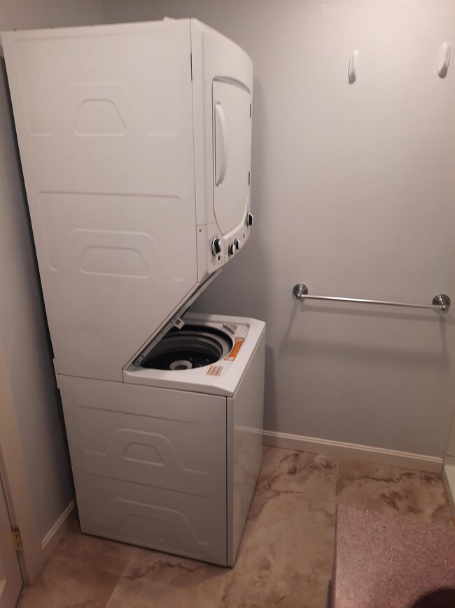 13 Maple St, Concord, NH 03301 - photo 7