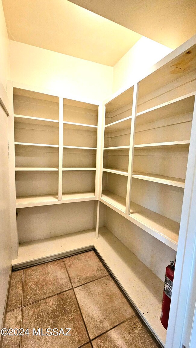 1632 E 9th St, Tucson, AZ 85719 - photo 7