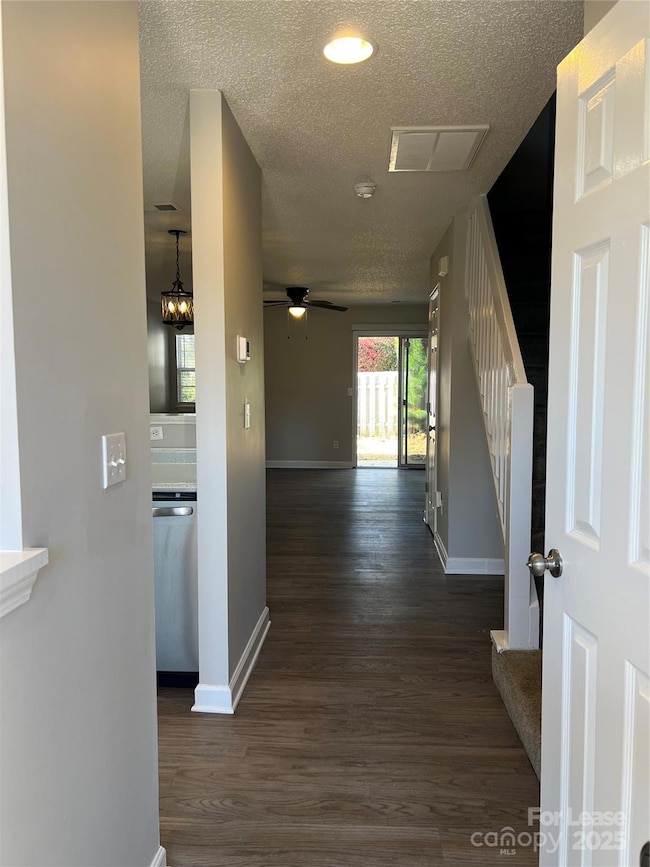 6075 Cougar Ln, Charlotte, NC 28269 - photo 2