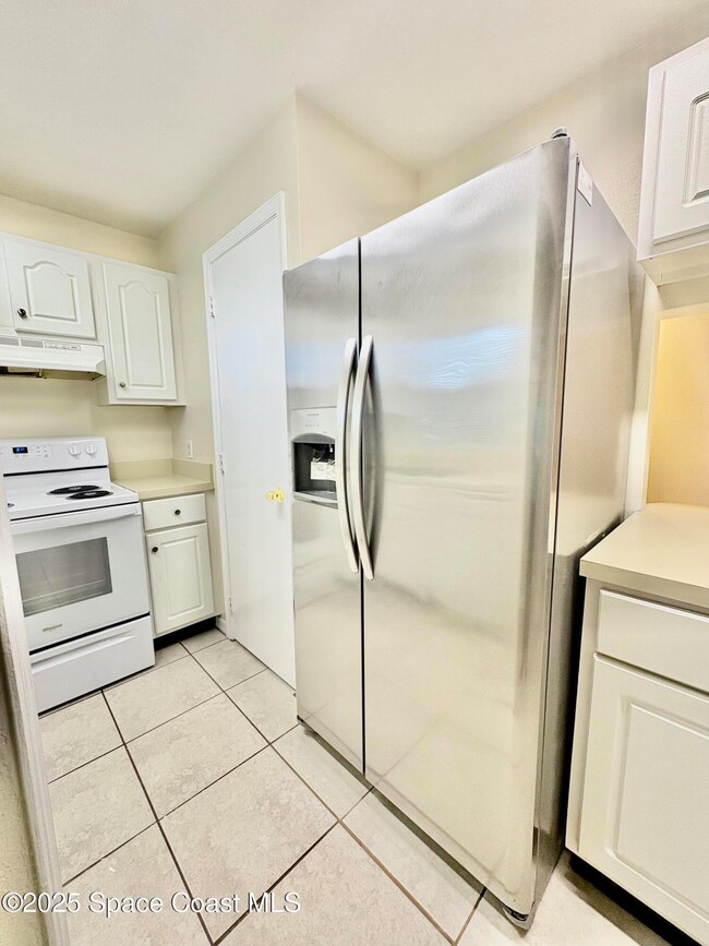 110 Summer Place unit 4, Merritt Island, FL 32953 - photo 6