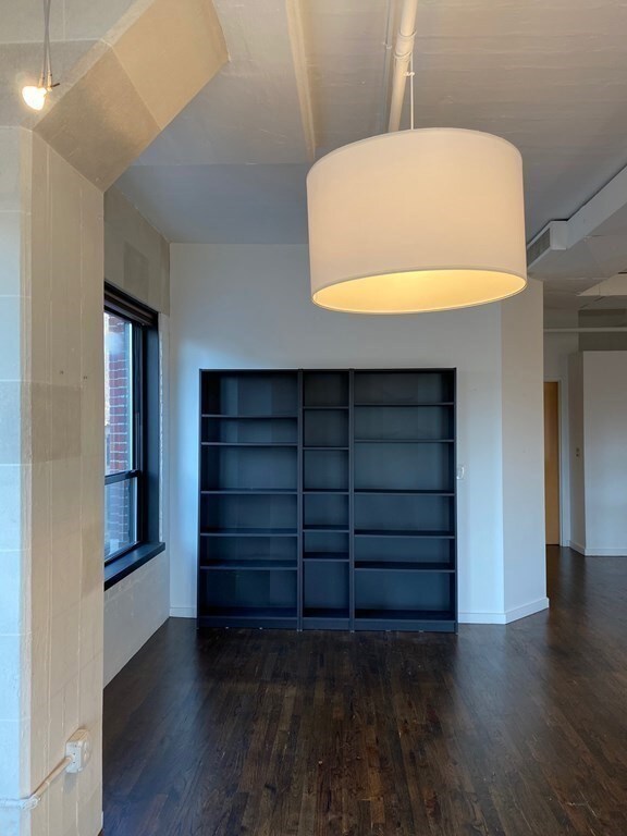210 Lincoln St unit 301, Boston, MA 02111 - photo 5