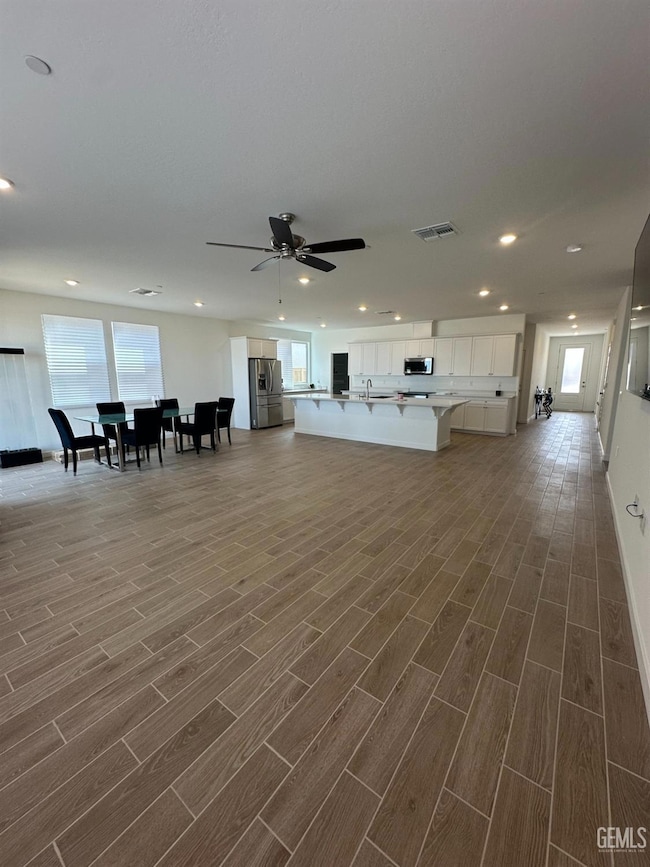 8908 County Crest Dr, Shafter, CA 93314 - photo 7