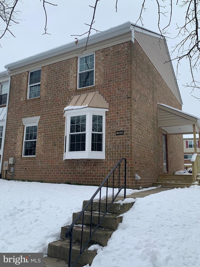 8233 Township Dr, Owings Mills, MD 21117 - photo 6