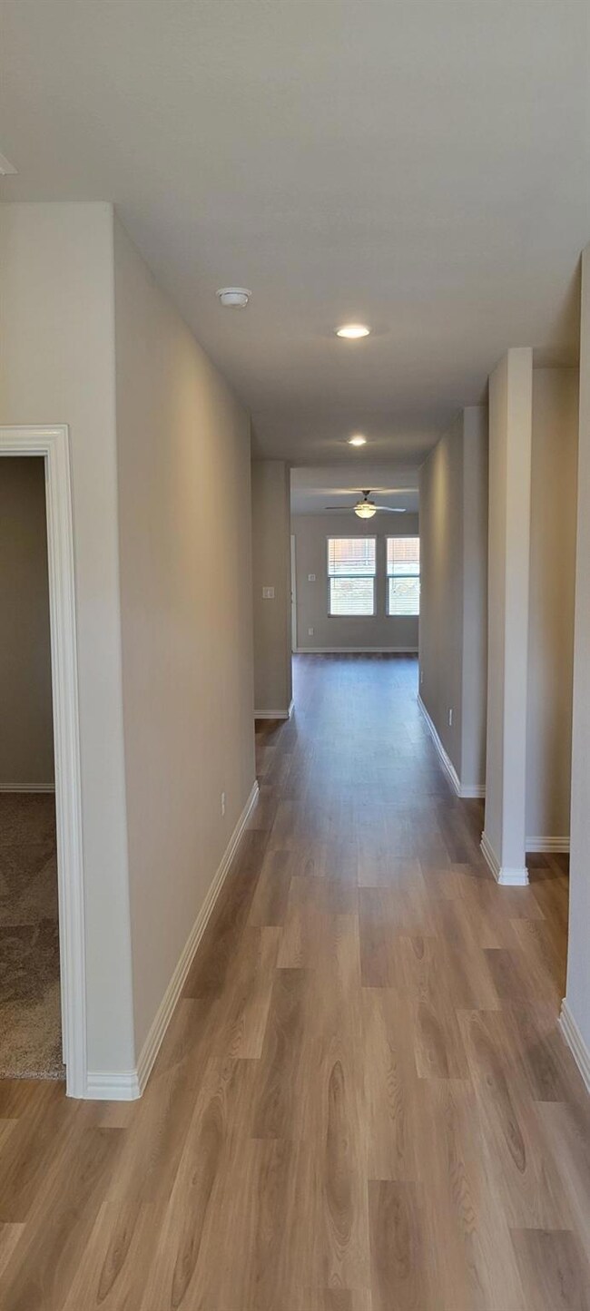 2644 Oneida Ln, Fort Worth, TX 76179 - photo 6