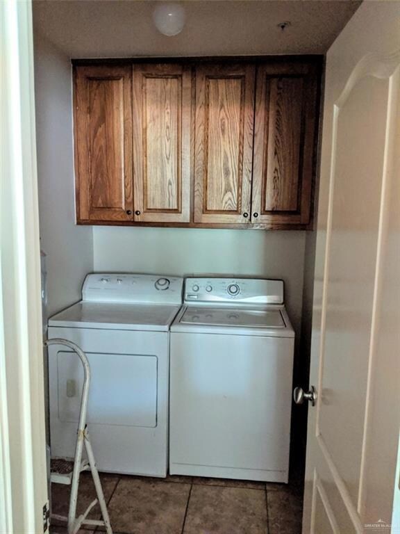 Large washer & dryer room