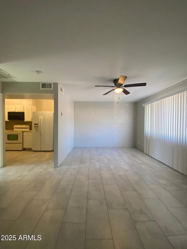 2235 N 28th St unit 2, Phoenix, AZ 85008 - photo 4