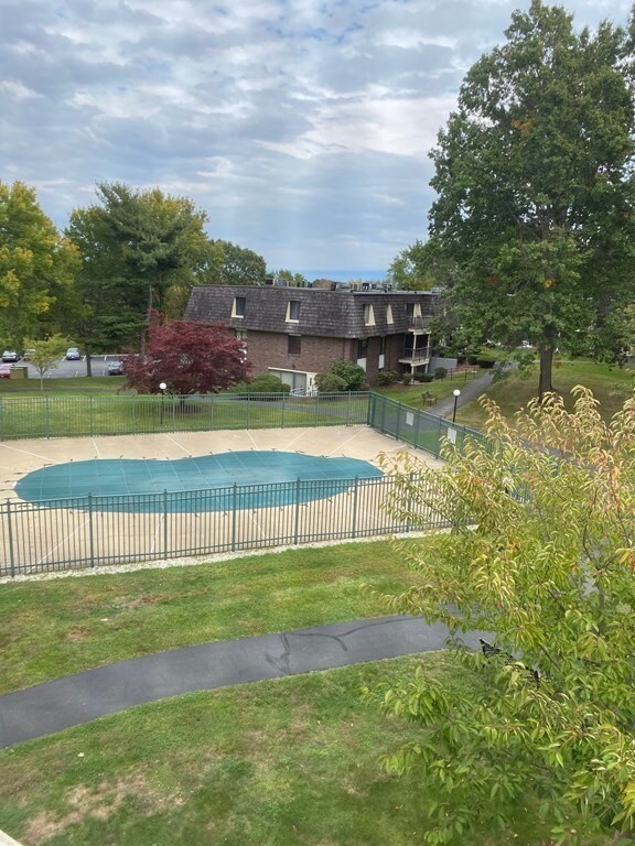 4700 N Main St unit 2F, Fall River, MA 02720 - photo 3