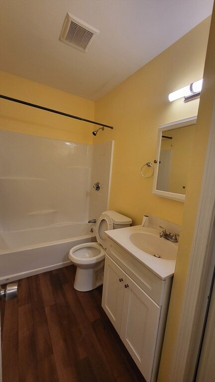 361 Hildreth St unit 14, Lowell, MA 01850 - photo 7