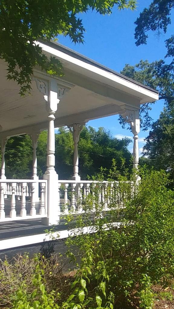 Pretty Detail on Porch