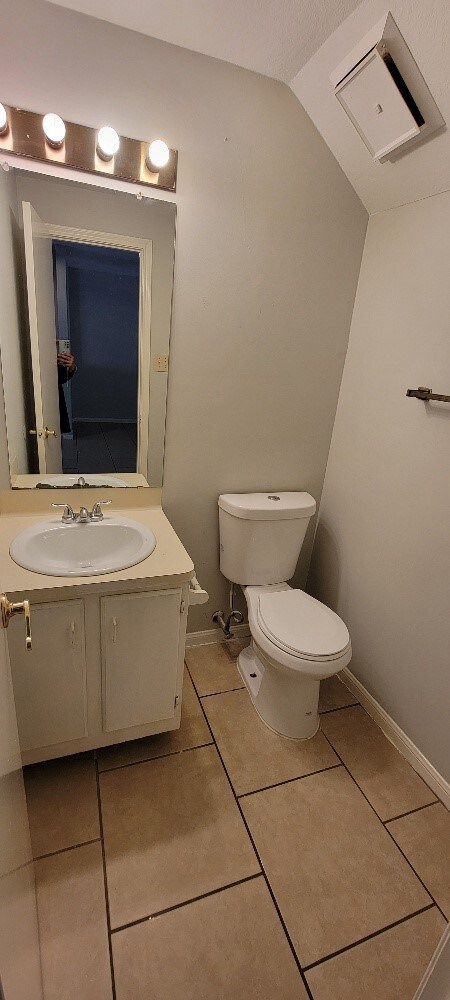 7019 Alabonson Rd, Houston, TX 77088 - photo 6