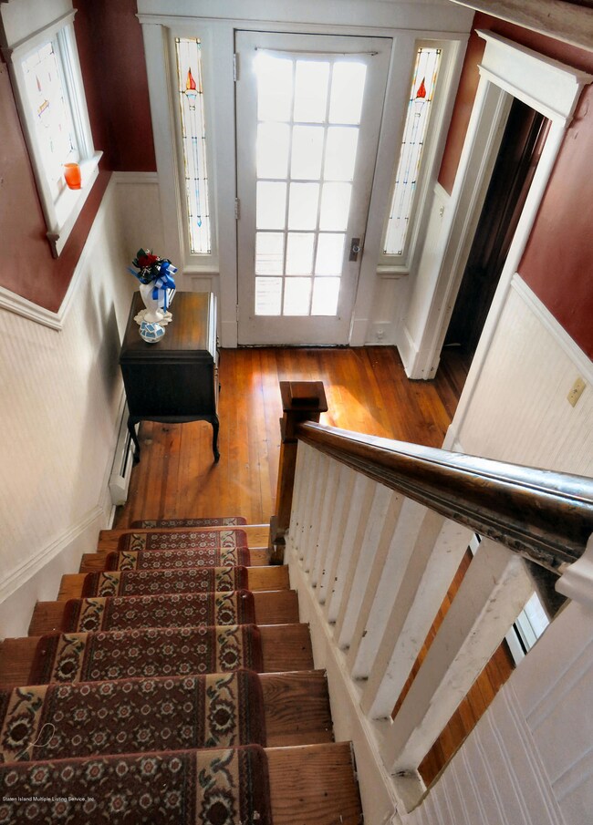 Entry-inside