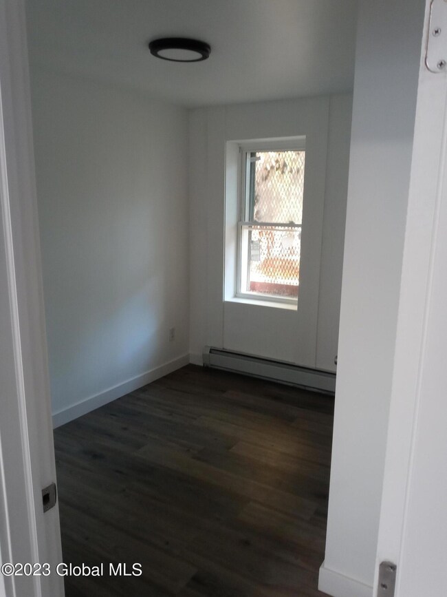 336 Clinton Ave unit Basement, Albany, NY 12206 - photo 4