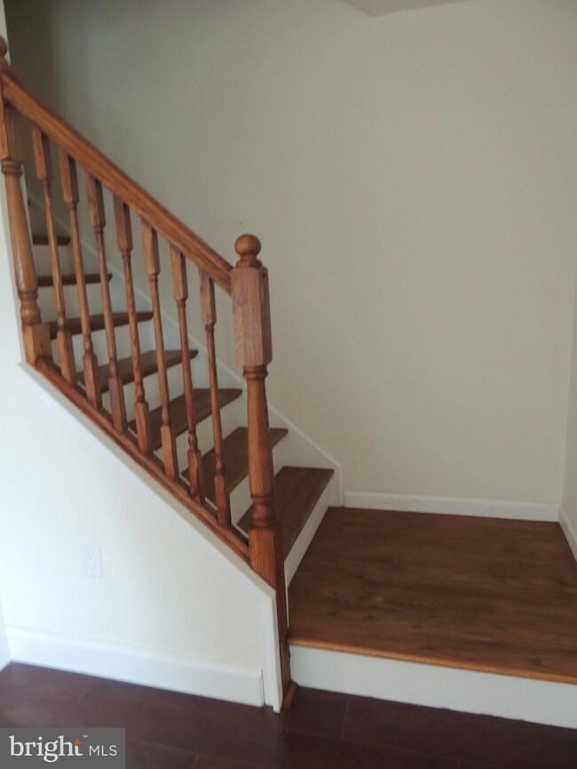 502 Dakemich Ct, Enola, PA 17025 - photo 3