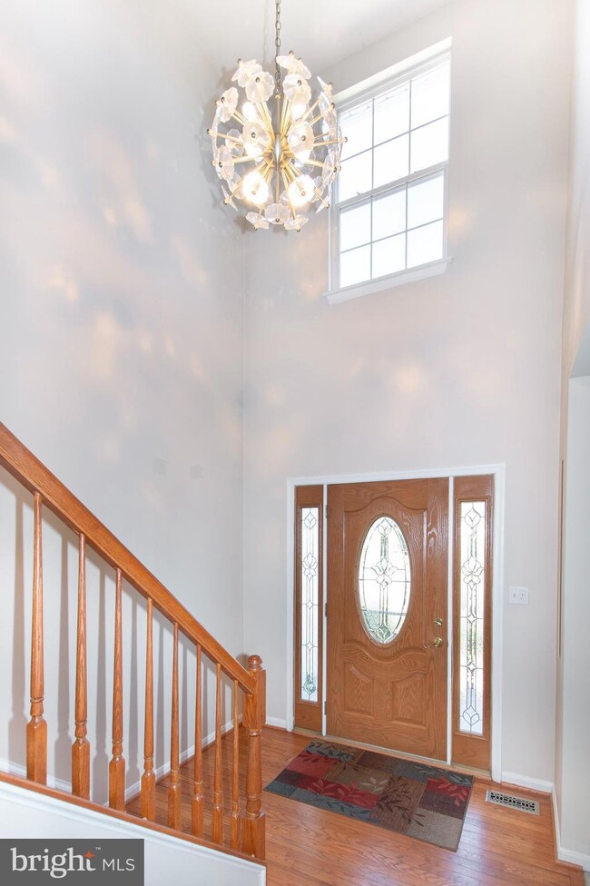 16974 Cass Brook Ln, Woodbridge, VA 22191 - photo 4