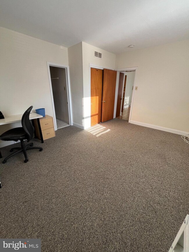 410 Cottman St unit 2C, Jenkintown, PA 19046 - photo 4