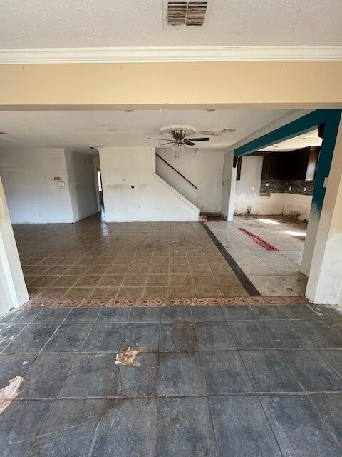 7419 Deep Forest Dr, Houston, TX 77088 - photo 6