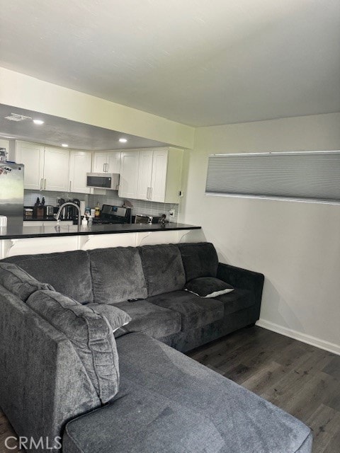 18209 Sierra Hwy unit 30, Canyon Country, CA 91351 - photo 5