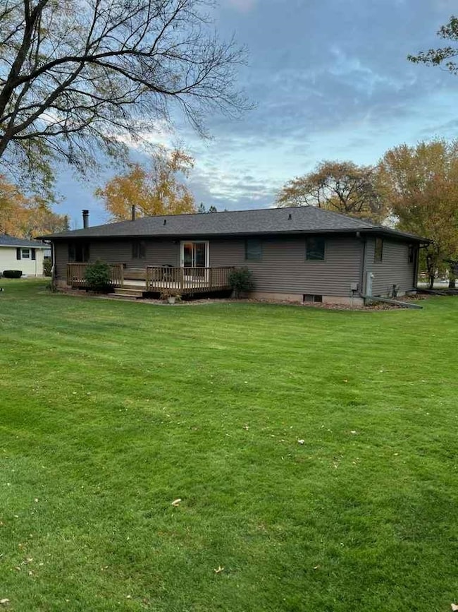 1316 E 18th St, Marshfield, WI 54449 - photo 5