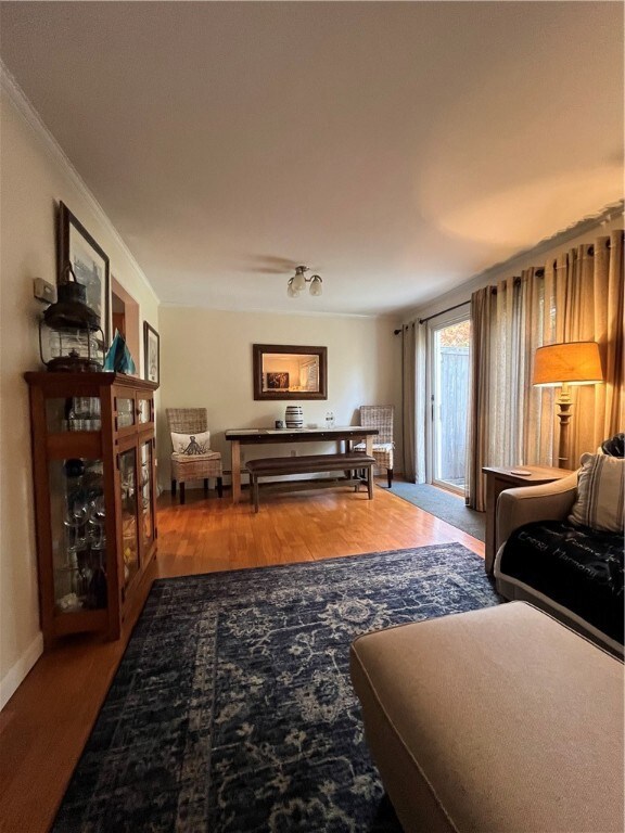 2 Gibbs Ave unit B, Newport, RI 02840 - photo 4