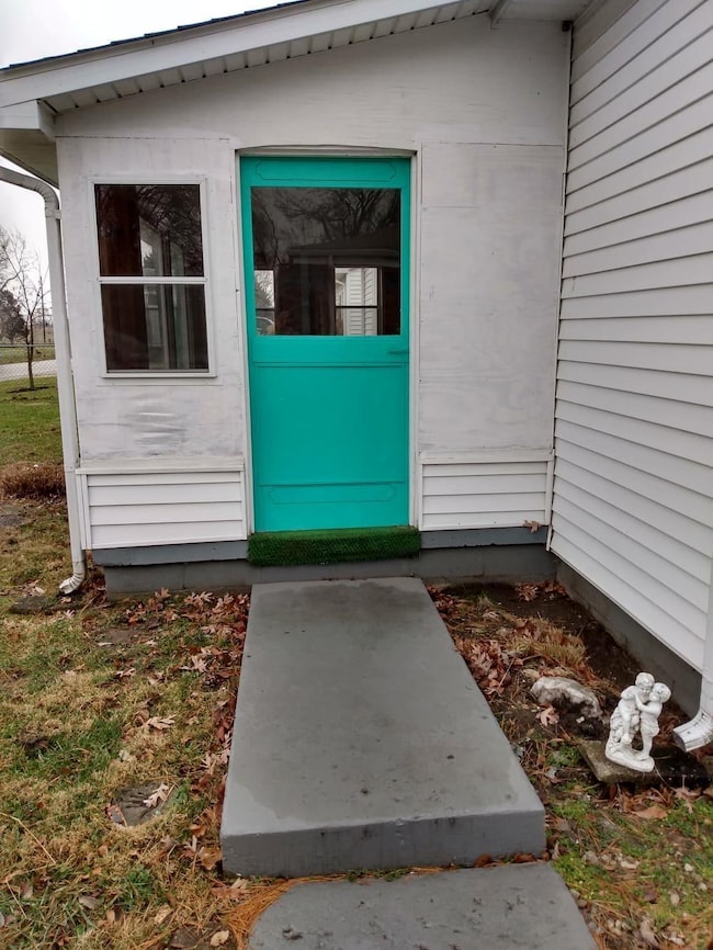 1102 S Council St, Attica, IN 47918 - photo 3