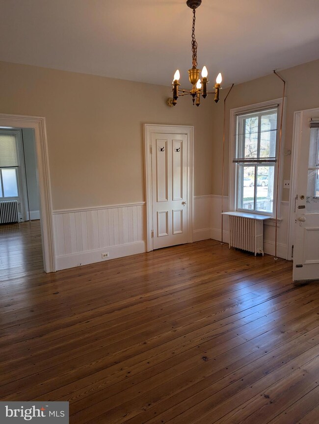 221 Mercer St unit 223, Hightstown, NJ 08520 - photo 3