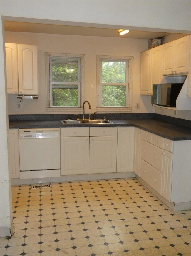 316 E State St, Georgetown, OH 45121 - photo 3