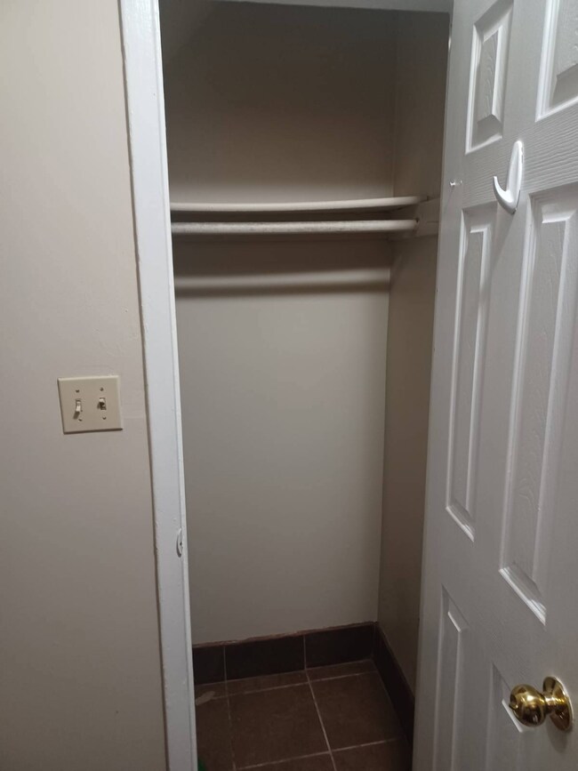 156-14 78th St unit 1, Howard Beach, NY 11414 - photo 4