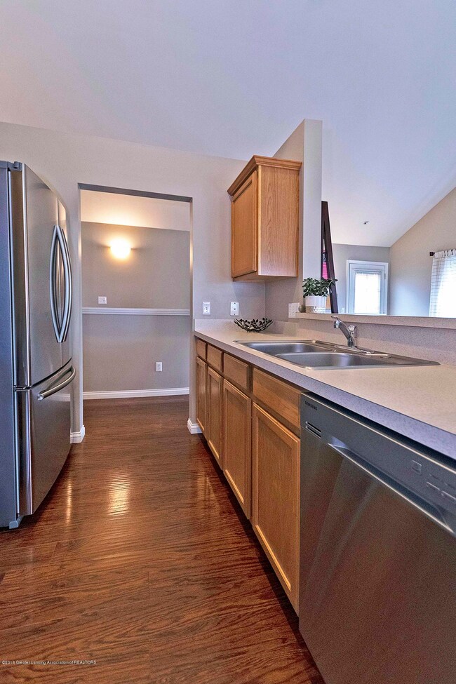 625 Worthington galley Kitchen