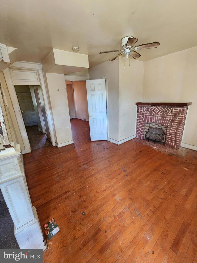 2728 Lauretta Ave, Baltimore, MD 21223 - photo 2