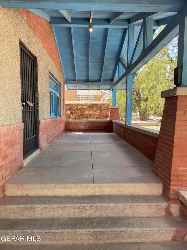 3424 Fort Blvd, El Paso, TX 79930 - photo 2