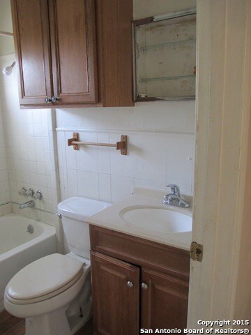 4722 Argonne Dr, San Antonio, TX 78220 - photo 7