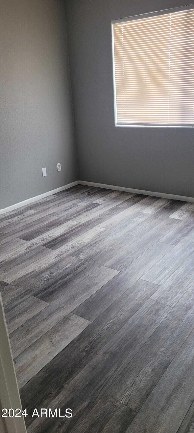 12624 N 38th Ave, Phoenix, AZ 85029 - photo 5