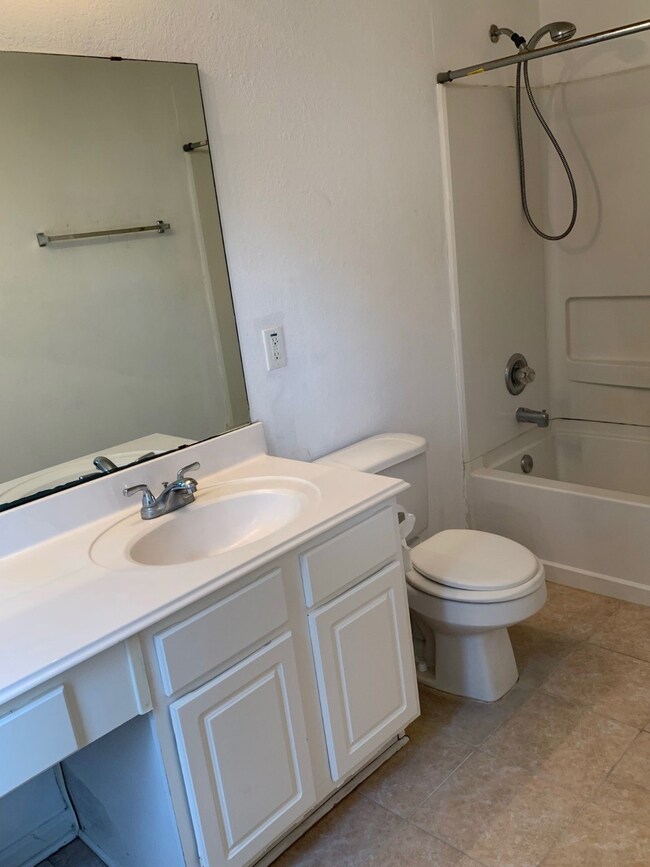 3207 Legends Hill Ct, Spring, TX 77386 - photo 6