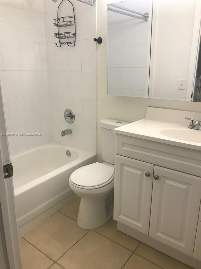 853 SW 2nd St unit 206, Miami, FL 33130 - photo 7