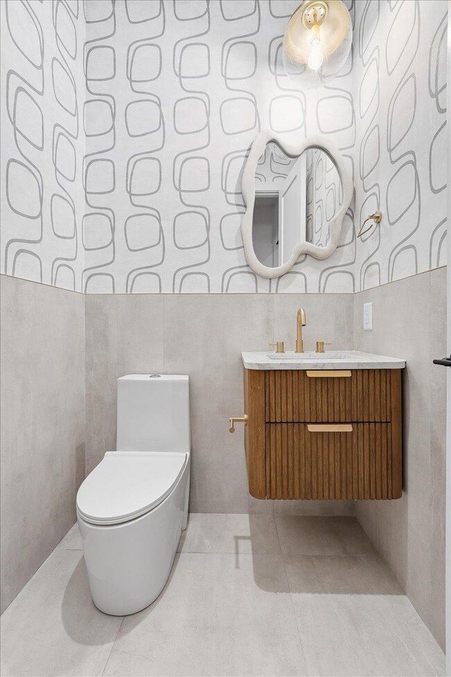 105 Laidlaw Ave unit 2, Jersey City, NJ 07306 - photo 7