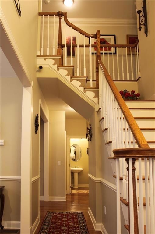 Spectacular entryway