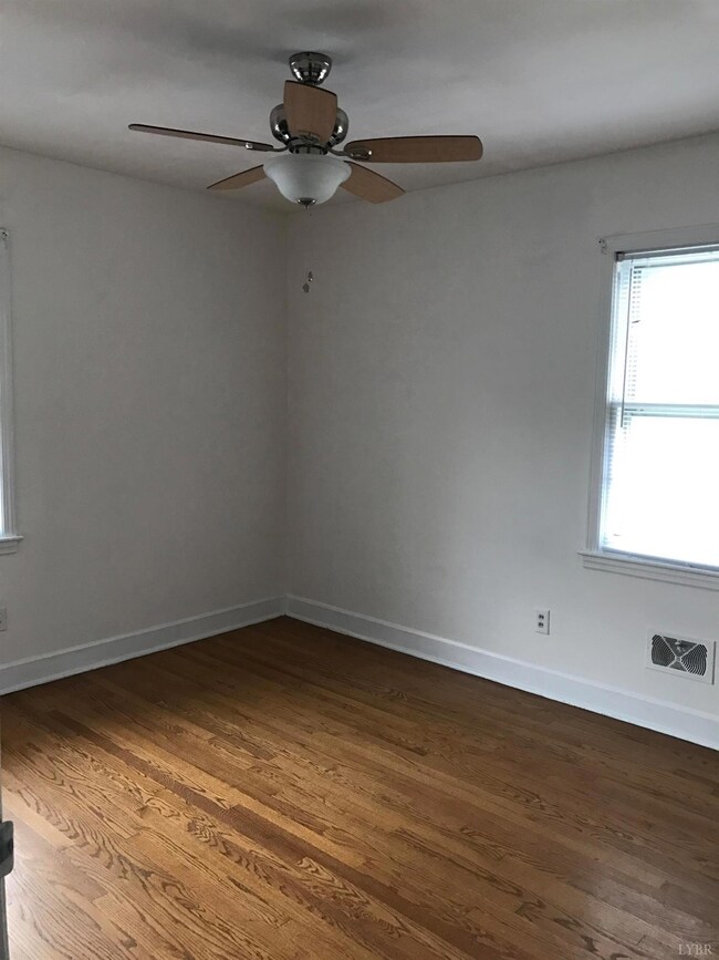 152 Grove Ave, Madison Heights, VA 24572 - photo 7