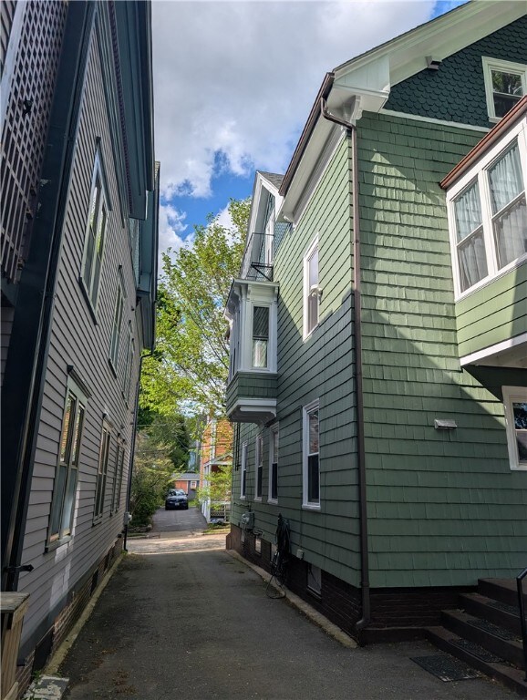 193 Howell St unit 3, Providence, RI 02906 - photo 6