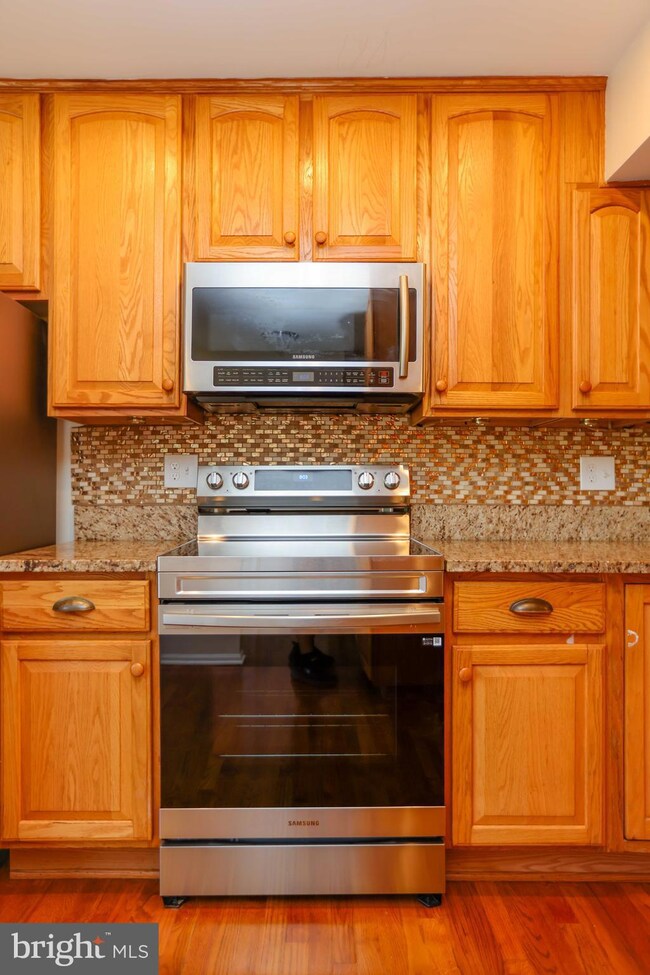 6730 Ducketts Ln, Elkridge, MD 21075 - photo 5